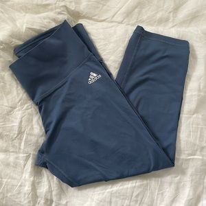 SOLD Adidas Capri leggings